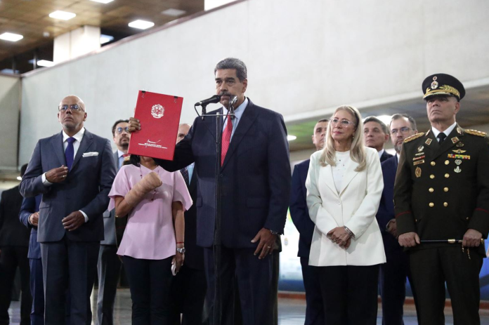 Maduro solicita amparo al Tribunal Supremo para que aclare 