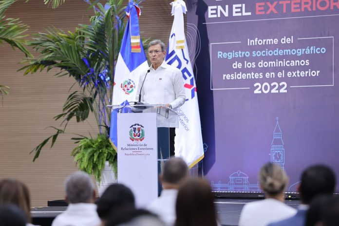 Canciller Roberto Álvarez recomienda la creación de un Ministerio de Ciencia y Tecnología