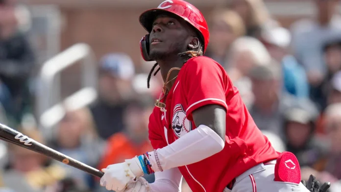 Elly De la Cruz pega cuadrangular y Cincinnati derrota a Atlanta