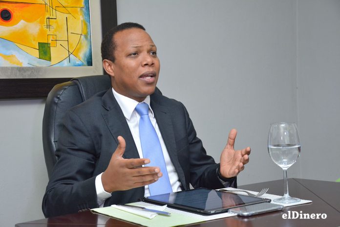 Milton Morrison asegura no se distraerá con comentarios de la oposición