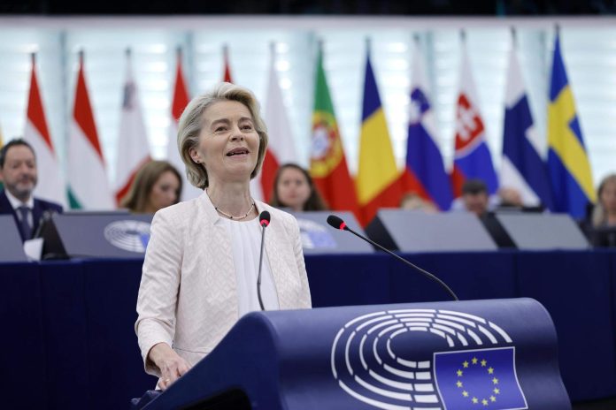Ursula von der Leyen es reelegida presidenta de la CE