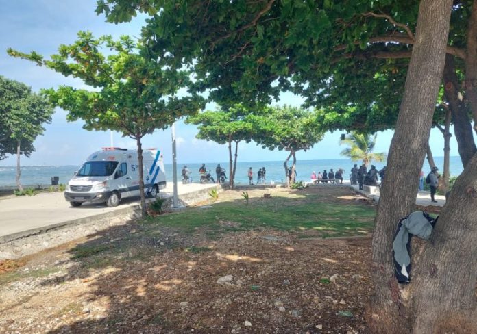 Hallan cuerpo sin vida en el Malecón de Santo Domingo