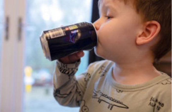 Aumenta un 23% el consumo de bebidas azucaradas entre niños desde 1990