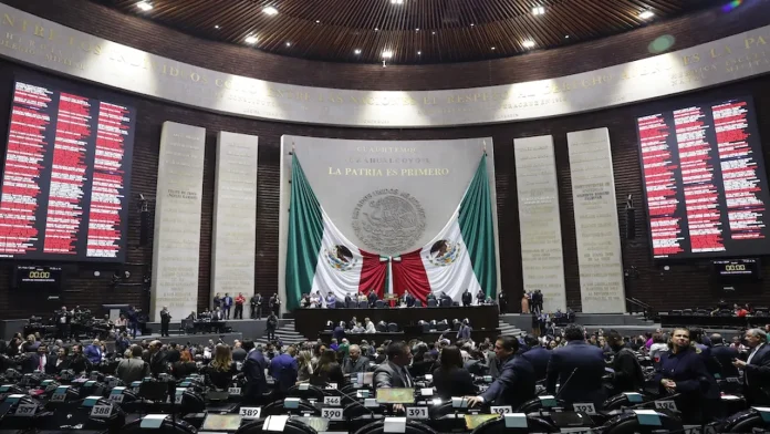 Aprueban en lo general polémica reforma al Poder Judicial en México; ahora va a la Cámara de Diputados
