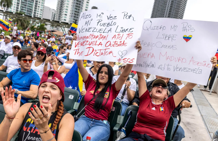 Venezolanos en Miami protestan contra ''robo electoral'' y claman ''ni un muerto más''