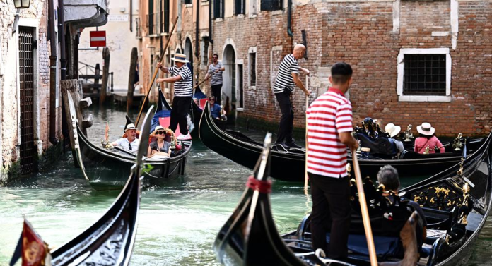 Venecia toma nueva medida para frenar desborde de turistas