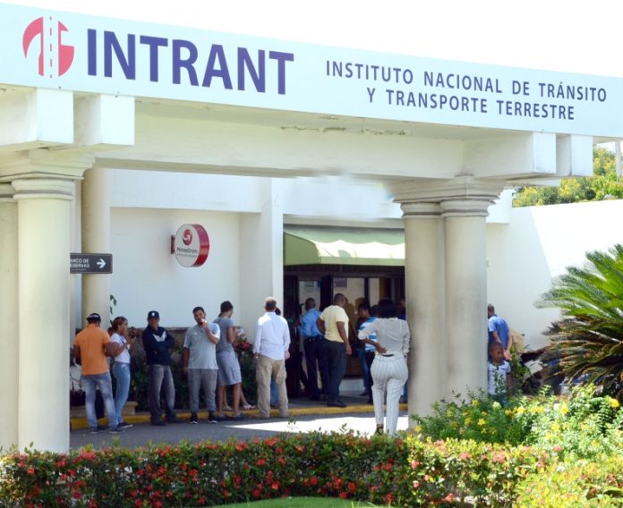 Intrant multa con RD$200,000 empresas transportistas involucradas en accidente Las Matas-Elías Piña
