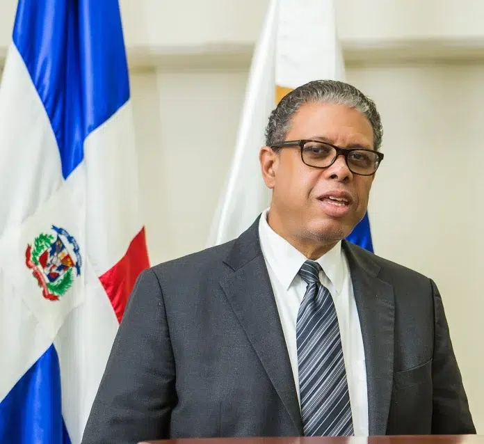 Carlos Guzmán Valerio queda designado como Director General de Desarrollo a la Comunidad