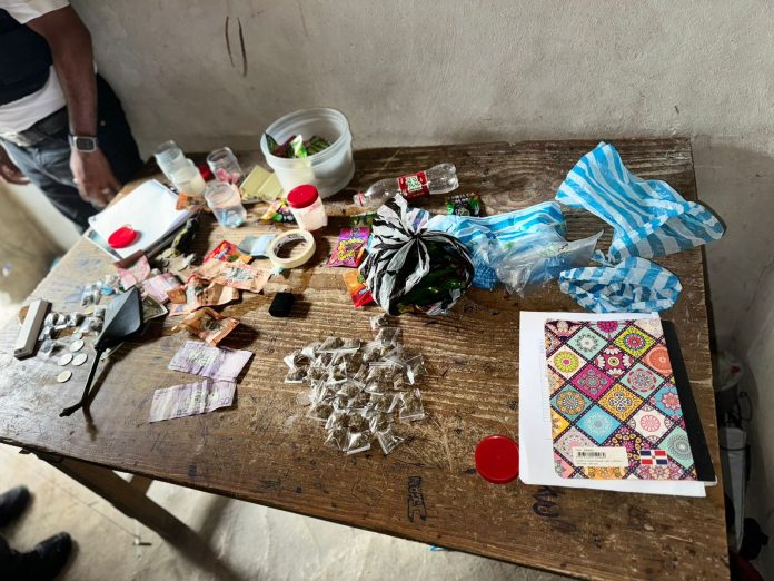 Sacan de las calles 304,130 gramos y detienen a más de mil personas
