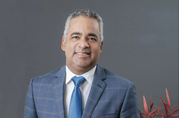 Joel Santos queda designado como nuevo ministro de Energía y Minas