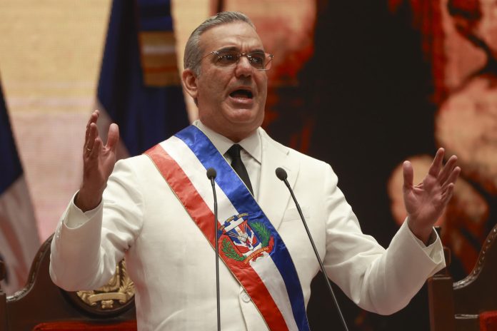 Abinader exige la publicación de todas las actas electorales en Venezuela
