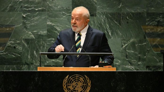 Lula termina su discurso ante la ONU, a pasar de que cerrarán su micrófono