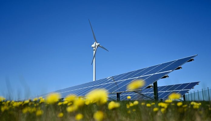 LATAM prevé un crecimiento de hasta el 15% en energía solar para 2025