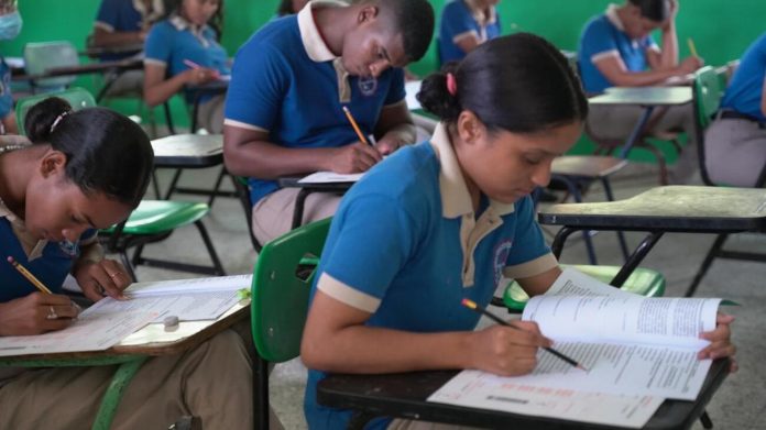 Tercera convocatoria de Pruebas Nacionales será en noviembre