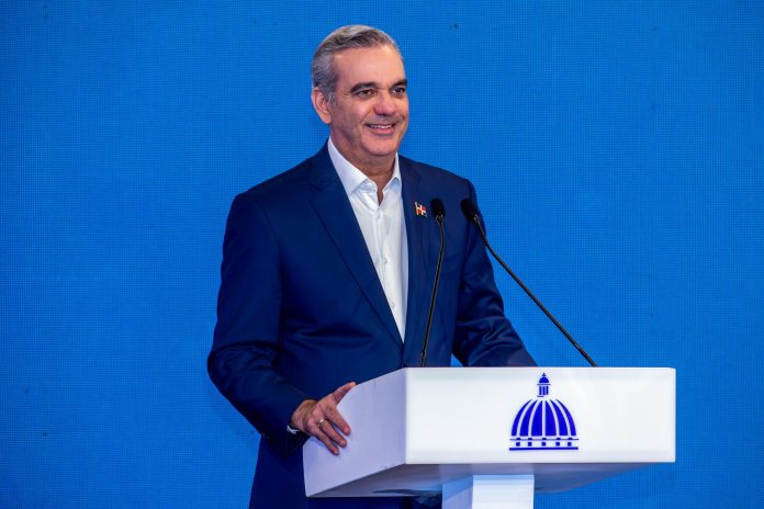 Patrimonio de Abinader disminuyó un 5%, según declaración jurada del 2024 presentada
