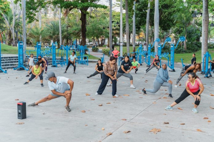 Parque Iberoamérica recibe cientos de personas en el Fin de Semana del Bienestar Mundial