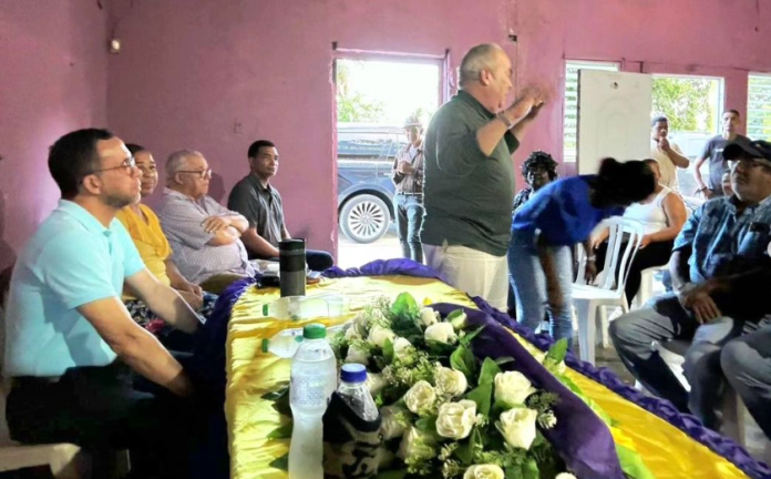 Charles Mariotti llama a la unidad partidaria en encuentro del PLD en Los Llanos, San Pedro de Macorís
