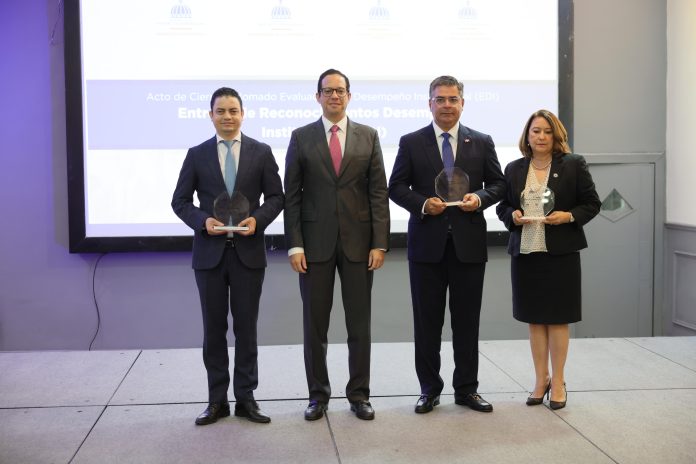 El MAP presenta Ruta Estratégica 2024-2028 para expansión del desempeño institucional