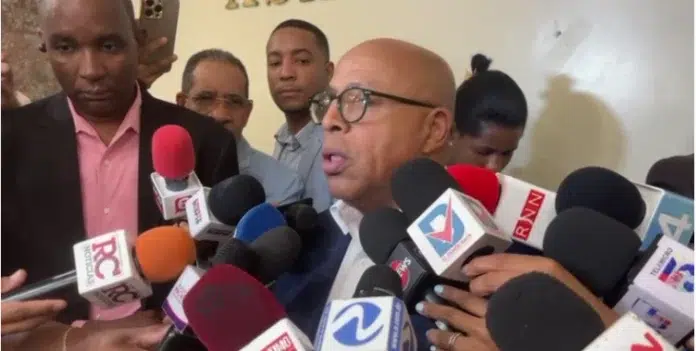 Alfredo Pacheco afirma el Congreso es donde se debe conocer el proyecto de reforma fiscal