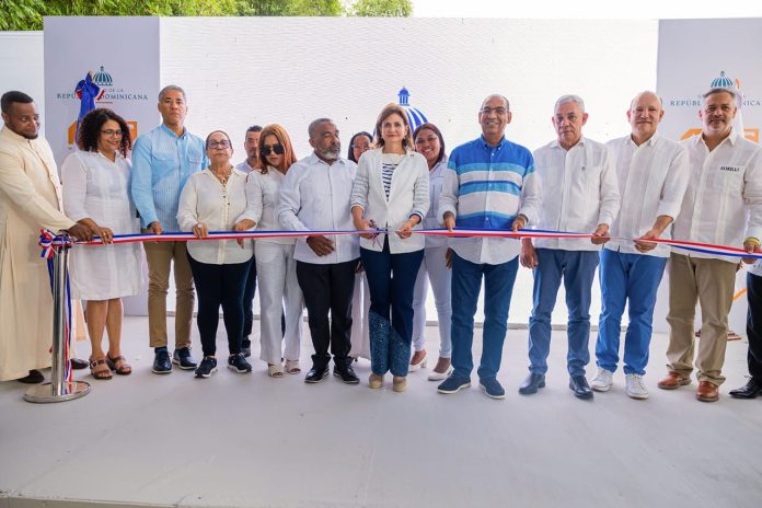 Inauguran reconstrucción carretera Gurabita de Yaroa en Puerto Plata