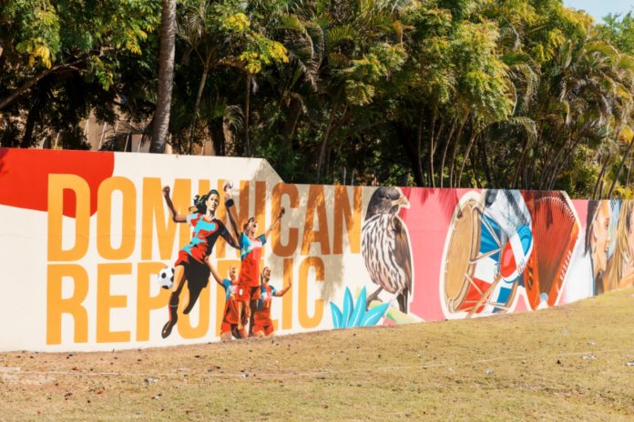 Emblemático mural en Santo Domingo recibe al Mundial Femenino Sub-17 de FIFA