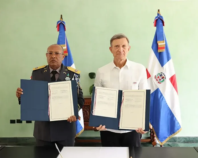 Cancillería y Policía Nacional buscan combatir trata de personas con firma de acuerdo