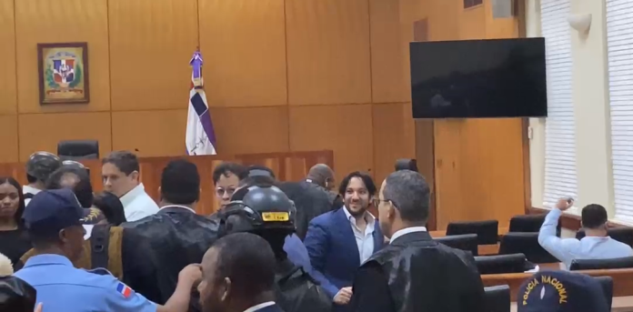 Caso Camaleón: Por falta de espacio trasladan a otra sala a implicados