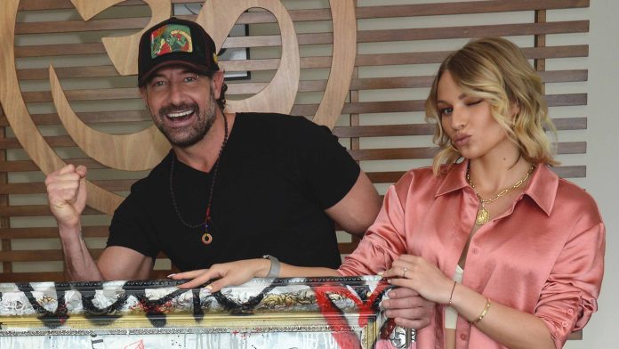 ¿Volvieron? Gabriel Soto e Irina Baeva se dejan ver felices juntos
