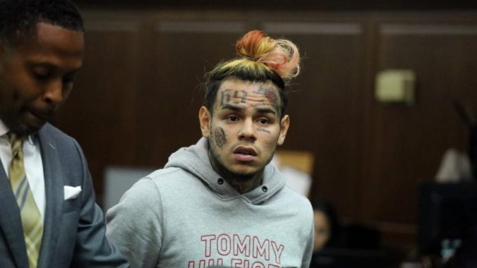 ¡Otra vez! Tekashi 6ix9ine es arrestado en Nueva York