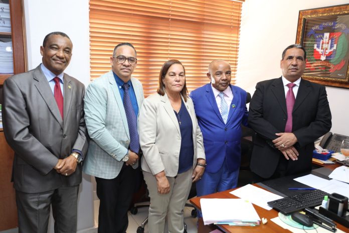 Cooperativa de Maestros juramenta nuevos miembros