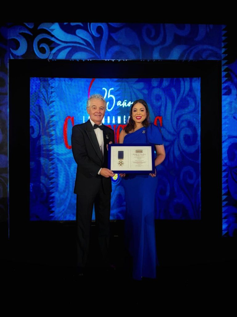 Fernando Copeán, director general Latinoamérica Convenciones y Carolina Pérez, directora Oficina Promoción Turística de República Dominicana en México.