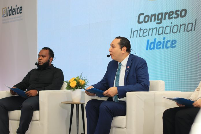 IDEICE llama protagonistas sistema educativo formar red de investigadores para fortalecer educación