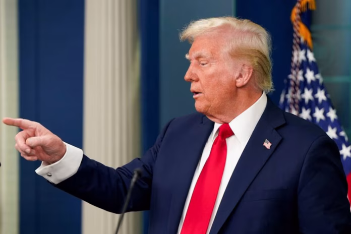 Donald Trump apuntó contra la administración de Joe Biden por la tragedia aérea de Washington D.C.