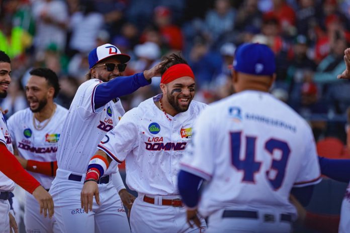 RD debuta con triunfo 2-0 sobre Venezuela en la Serie del Caribe