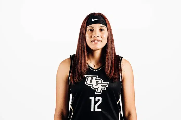 La escolta dominicana Emely Rodríguez encontró su casa en UCF