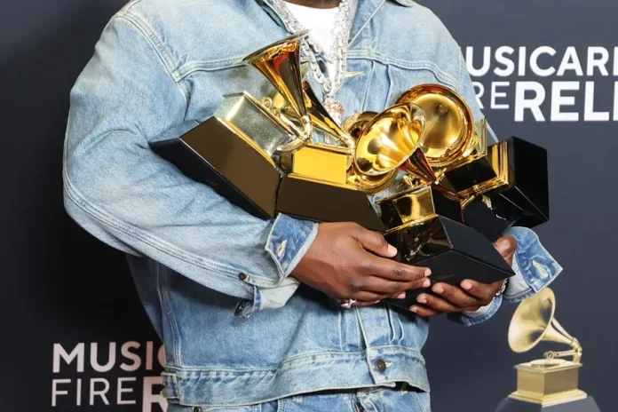¿Quiénes fueron los ganadores de los Grammy 2025?