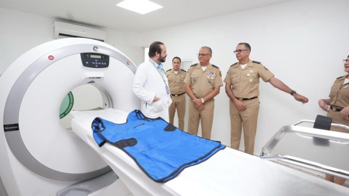 Inauguran área de gastroenterología y equipo de tomografía en Hospital Universitario Docente Central FF.AA.