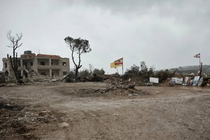 Ese alto el fuego venció el 26 de enero, una jornada especialmente sangrienta en la que al menos 24 personas murieron y otras 120 resultaron heridas, después de que los residentes del sur intentaran regresar a sus localidades ocupadas. Al día siguiente, Estados Unidos anunció una prórroga del cese de hostilidades hasta el 18 de febrero, para que las partes tuvieran más tiempo de cumplir con sus obligaciones, pero hoy Israel ha vuelto a decir que no va a abandonar el país