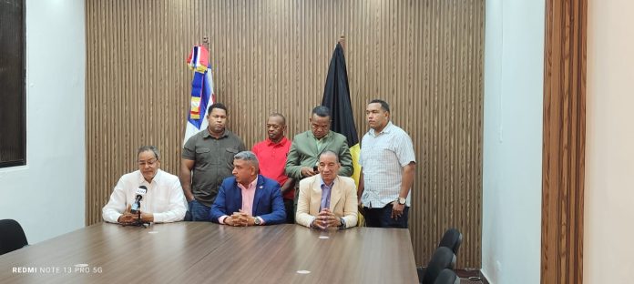 https://sumundodigital.com/presidente-del-senado-apoya-auditoria-a-los-fondos-donados-por-la-usaid-en-rd/