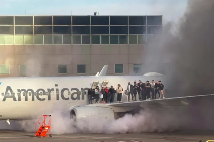 Una docena de heridos por un incendio en un avión tras aterrizar en EEUU