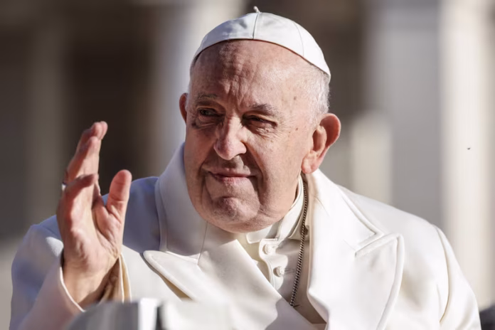 El papa realiza fisioterapia motora en el hospital y celebra el Miércoles de Ceniza