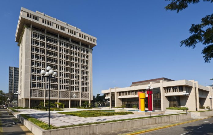 Economía de RD registra crecimiento promedio de 4.0 % en enero-abril, según Banco Central