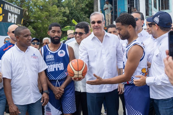 Abinader inaugurará dos centros educativos y concederá Medalla al Mérito de la Mujer Dominicana en Santiago