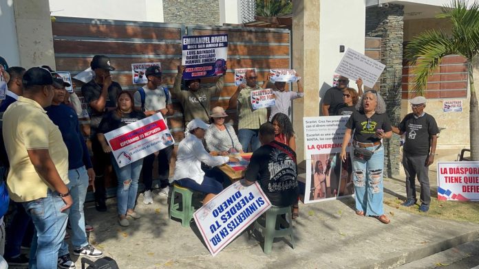 Sin embargo, exigen que estos bienes sean destinados a resarcir a los afectados y no permanezcan bajo el control de los acusados.