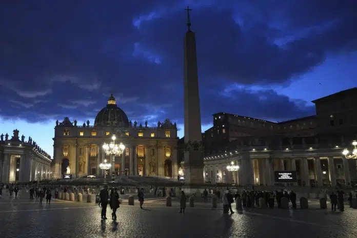 Sanear las finanzas del Vaticano: el desafío eterno de los papas