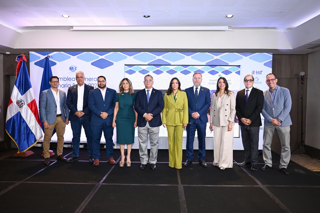 Directivos de BASC Dominicana.