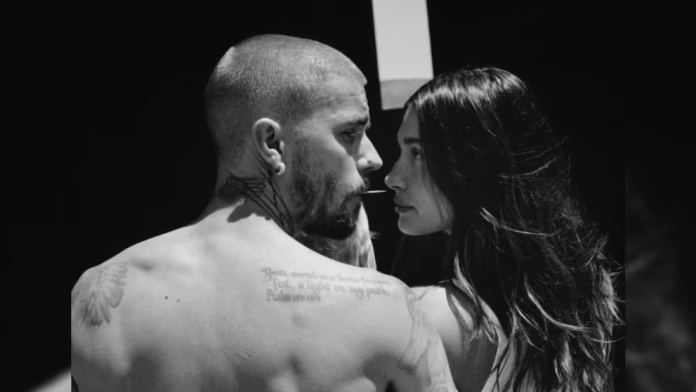 Bieber, de 31 años, colgó este jueves en Instagram una foto y un vídeo con lo que parece ser la lista de canciones de ese álbum.