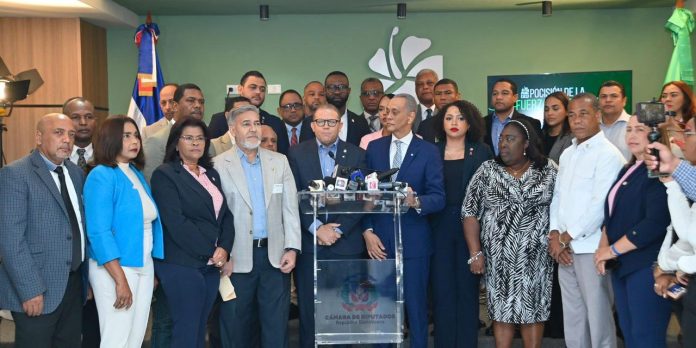 Diputados FP solicitan interpelación del director de SeNaSa por crisis financiera