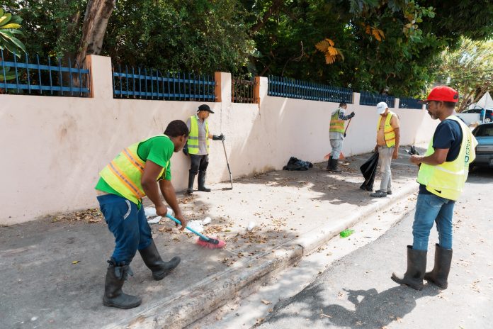 Alcaldía del Distrito Nacional refuerza medidas preventivas ante huracán Erin y vaguada