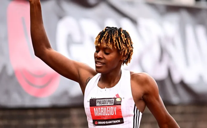 La primera vez que Paulino quedó en el segundo lugar fue en la final de Zúrich 2021, cuando registró un tiempo de 49.96 segundos y fue superada por la estadounidense Quanera Hayes.